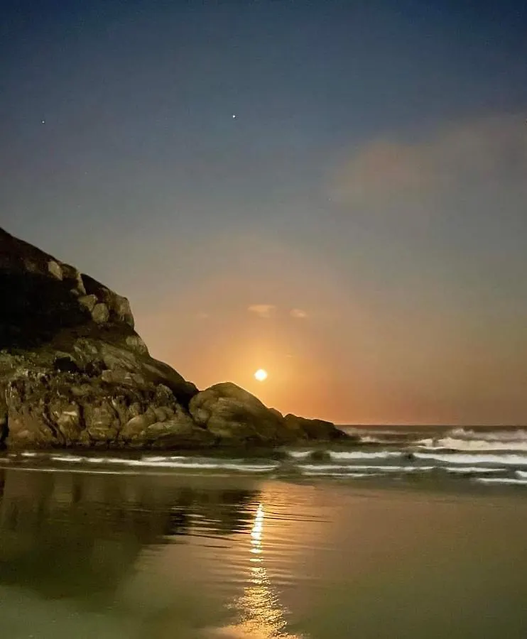 Apartamento Na Praia Da Enseada, 100 Mt Praia Sao Francisco do Sul